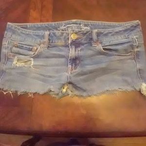 Super short daisy dukes from AE